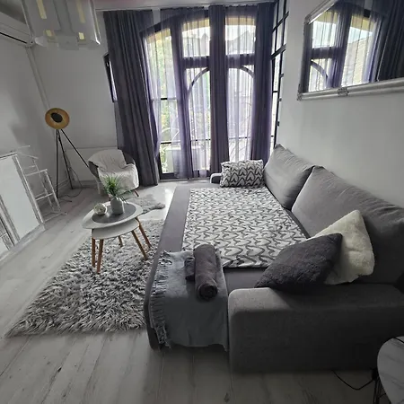 Downtown's Pearl شقة بيتْش